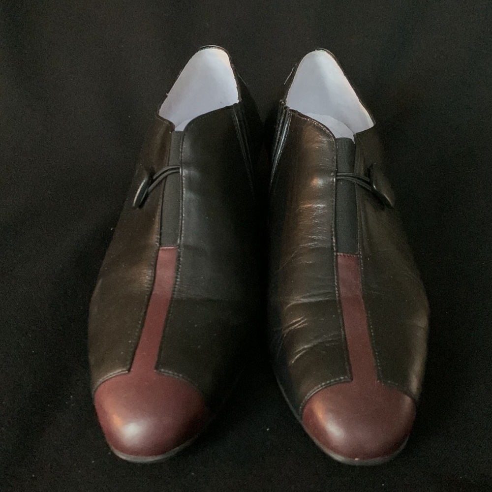 Beautifeel Contemporary Art Heels View 2